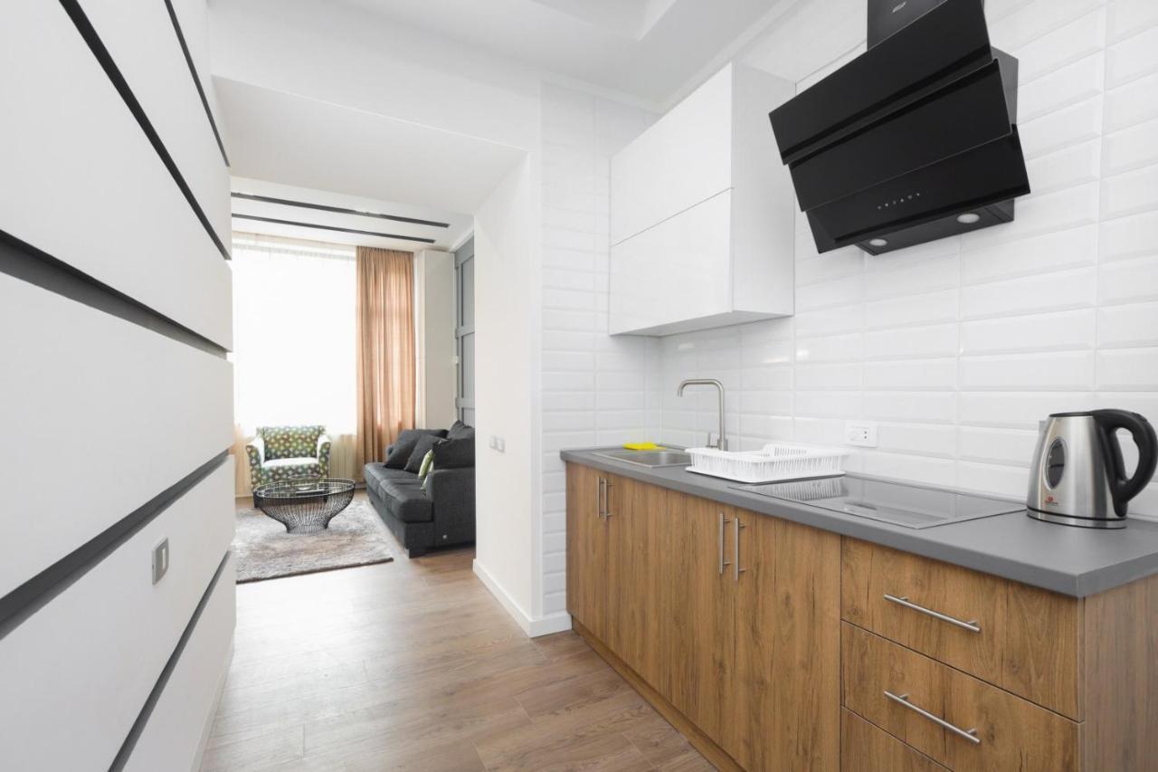 Stay Inn-Apartments On Abovyan 32 Jerevan Buitenkant foto