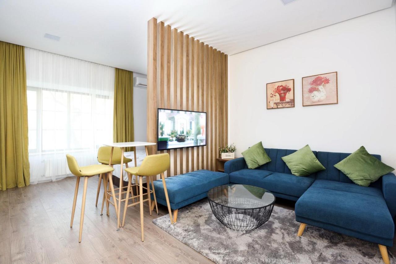 Stay Inn-Apartments On Abovyan 32 Jerevan Buitenkant foto