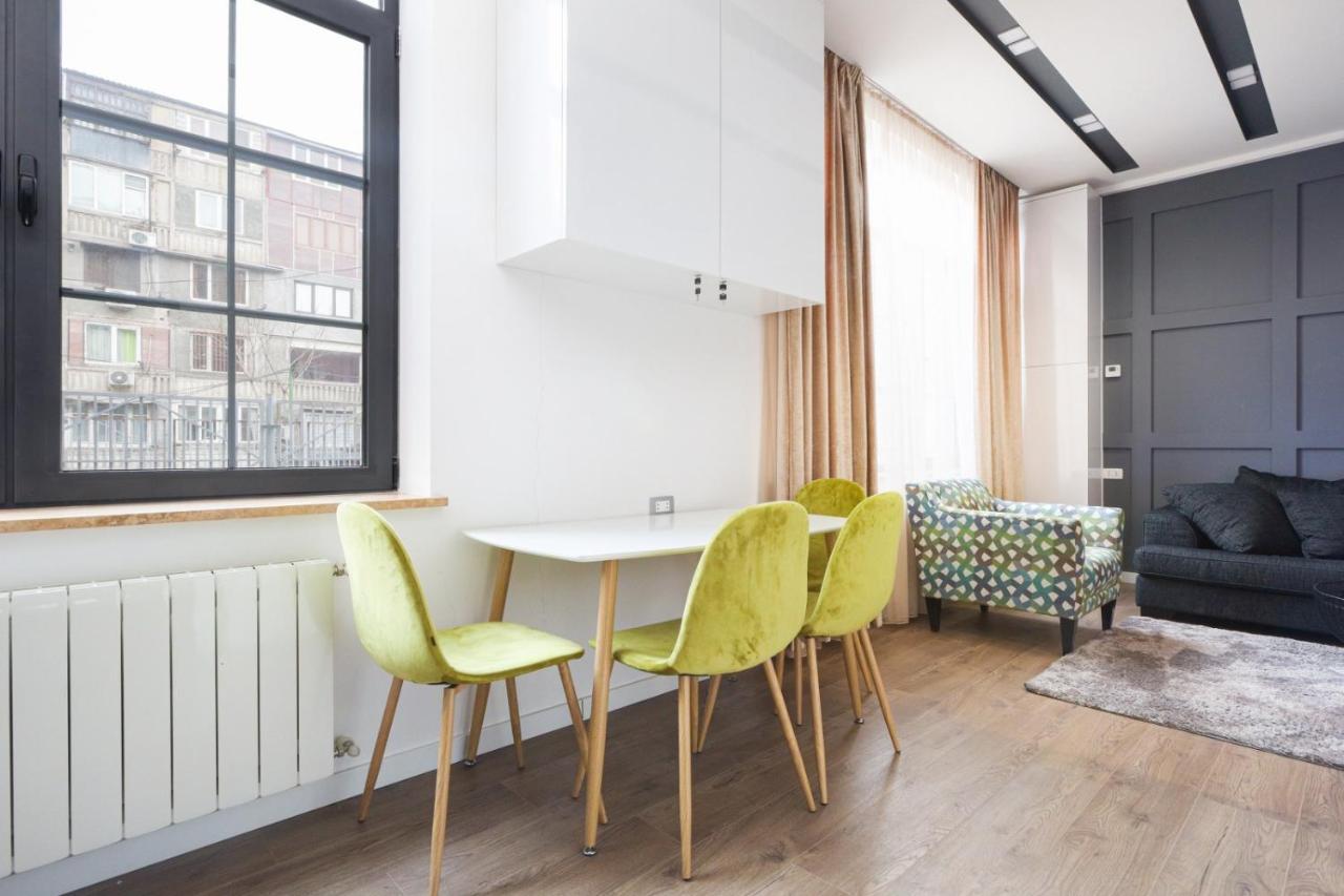 Stay Inn-Apartments On Abovyan 32 Jerevan Buitenkant foto