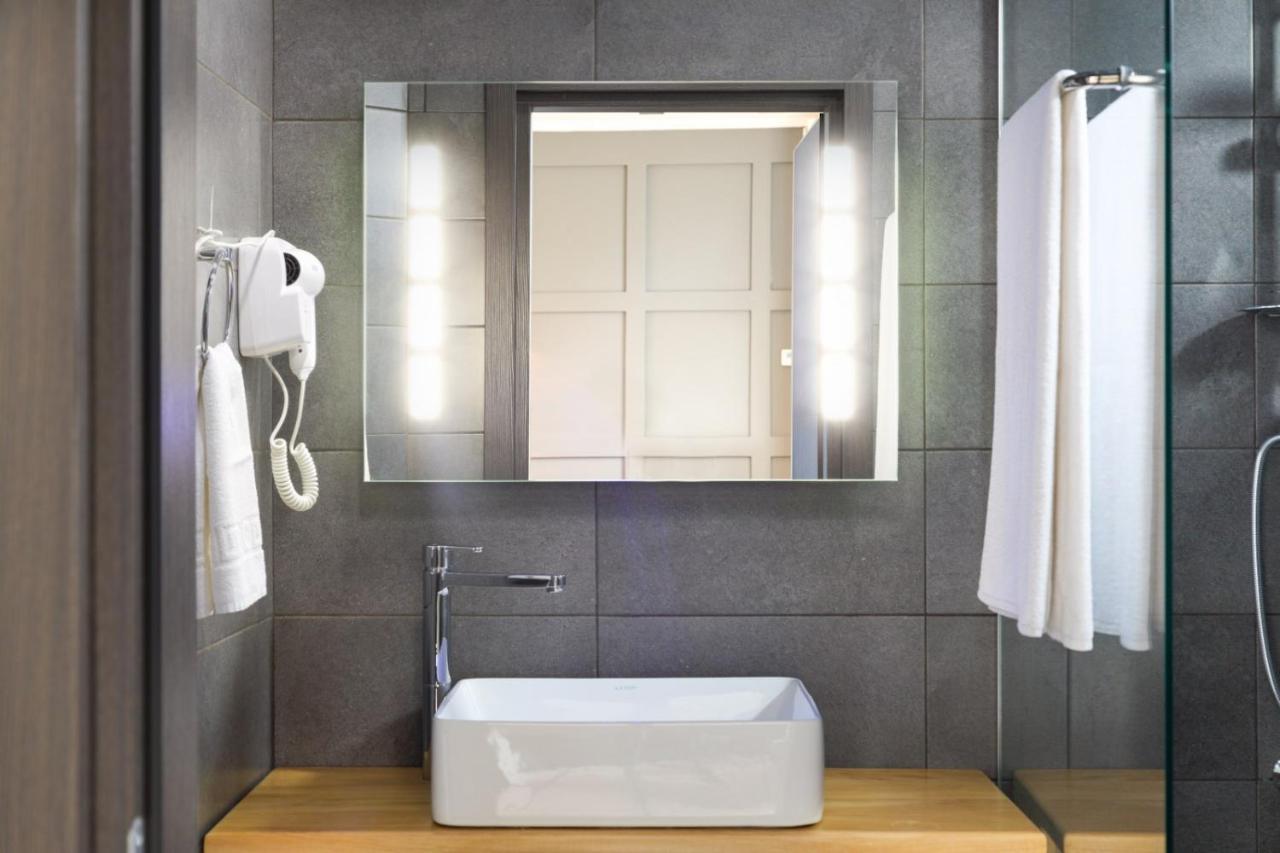 Stay Inn-Apartments On Abovyan 32 Jerevan Buitenkant foto