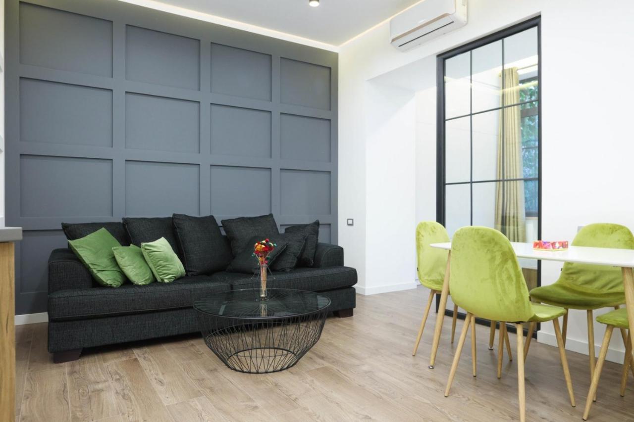 Stay Inn-Apartments On Abovyan 32 Jerevan Buitenkant foto