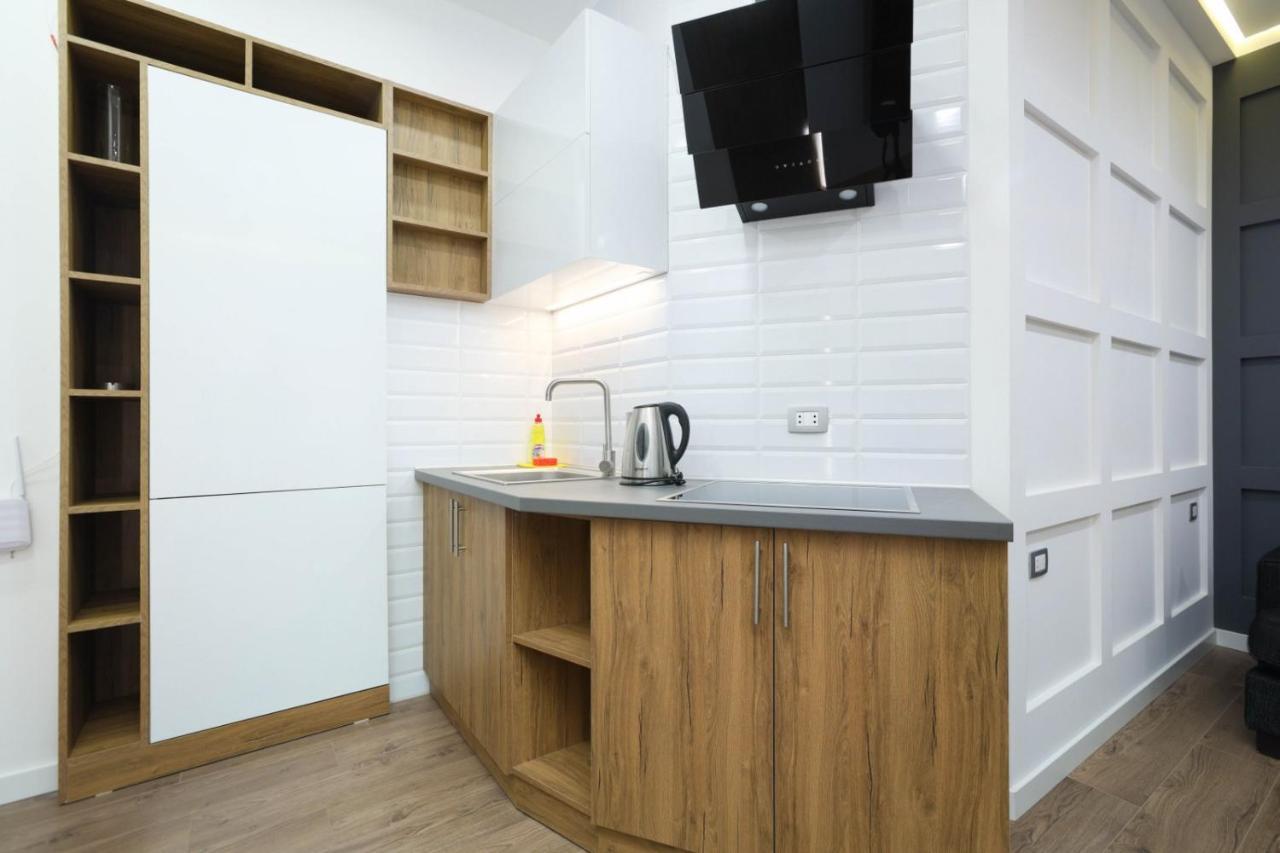 Stay Inn-Apartments On Abovyan 32 Jerevan Buitenkant foto